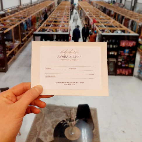 Kirppispöytä 29 päiväksi. (Tavallinen pöytä)