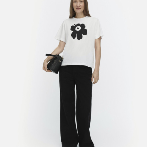 Artemiia, lahjakortti Marimekon vaatteisiin