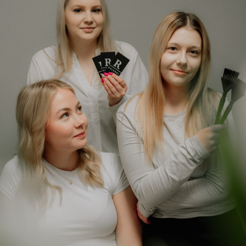 Lahjakortti hiusten värjäyspalveluihin